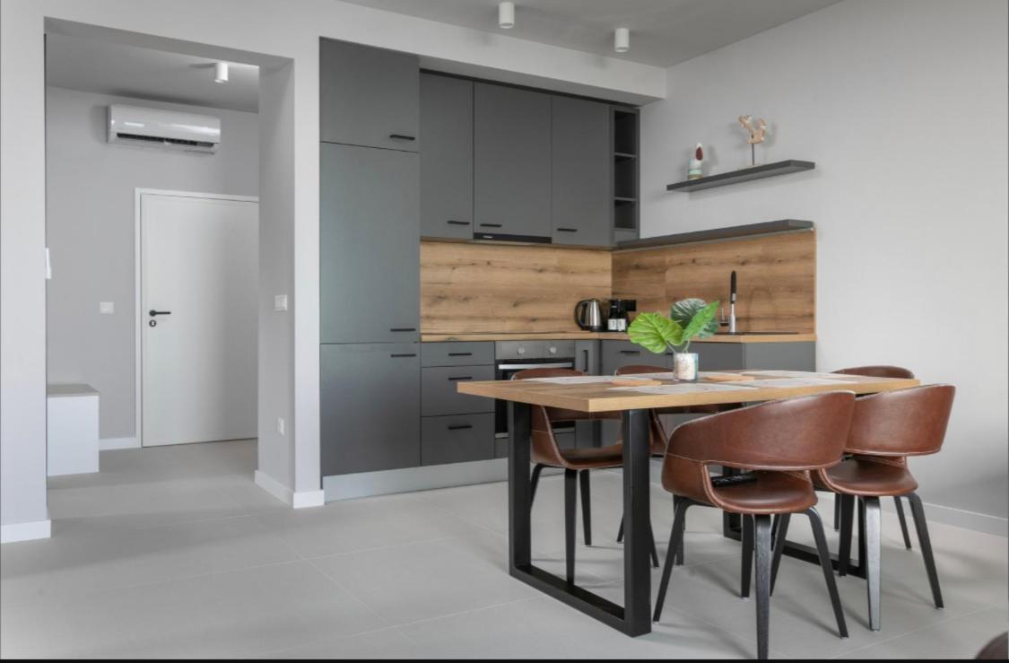 Dinora Exclusive Apartments Макарска Екстериор снимка